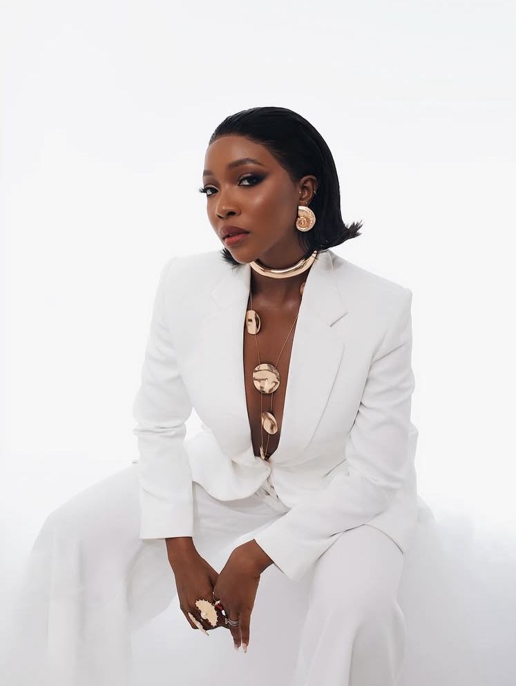 5 Looks That Stunned The Internet This Week