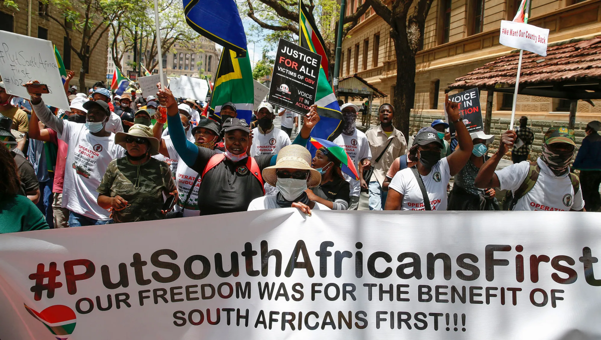 Top 5 Stories of The Day | Xenophobia: Nigerians Opt to Return Home as Attacks Worsen in South Africa