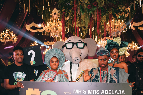 Oga9ja Gifts Newlyweds ₦10 Million, Showers Guests With Cash At Peller-Jarvis Wedding