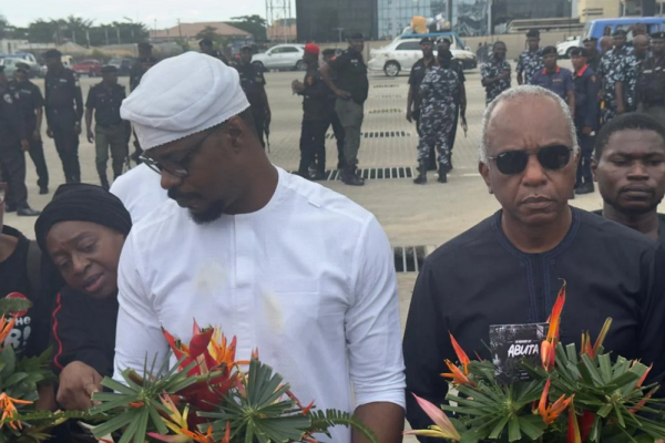 Top 5 Stories Of The Day | Police Fire Tear Gas at Lekki Tollgate #EndSARS Memorial